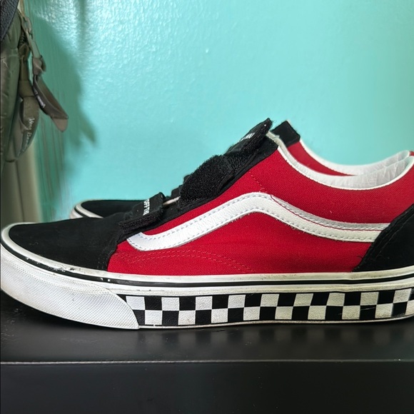 Vans Women Red and Black Sneakers - Picture 4 of 4
